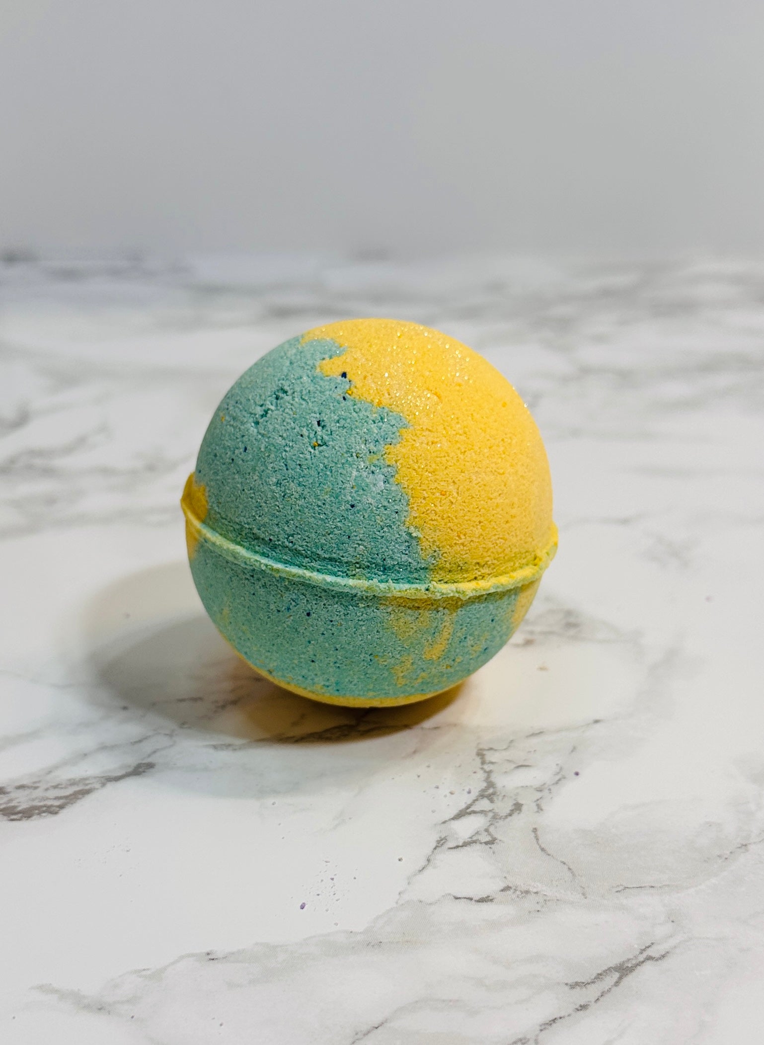 Butt Naked Bath Bomb – Midnight Beauty Soap